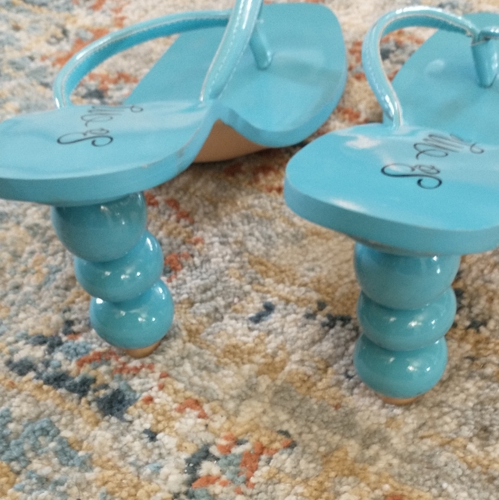 Blue heels - Picture 2 of 4